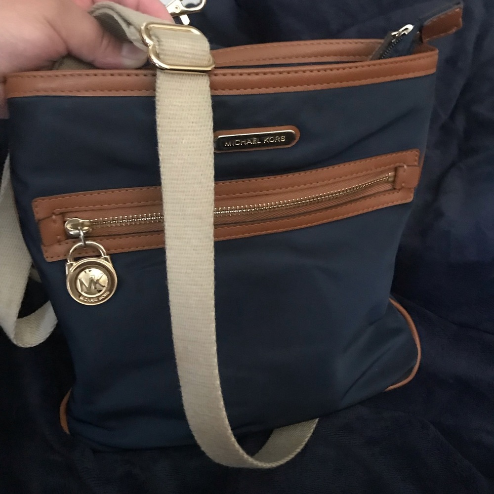 Michael kors purse